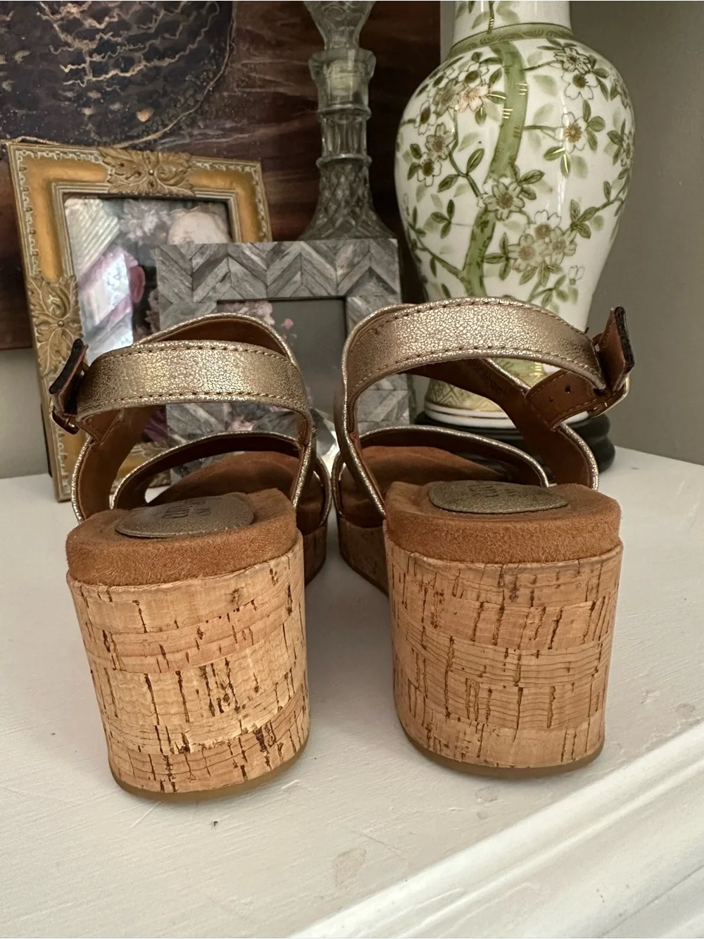 Eurosoft by Sofft Kahley Gold Cork Wedge Sandals Size 7